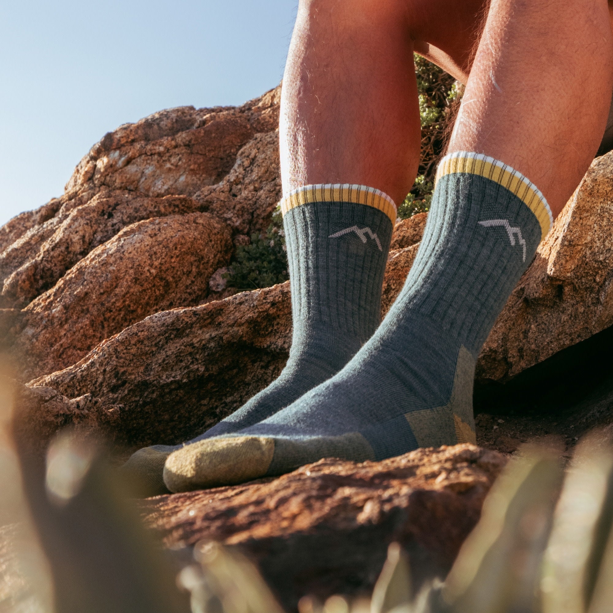 Men's Hiker Micro Crew Midweight Hiking Socks - Image 2