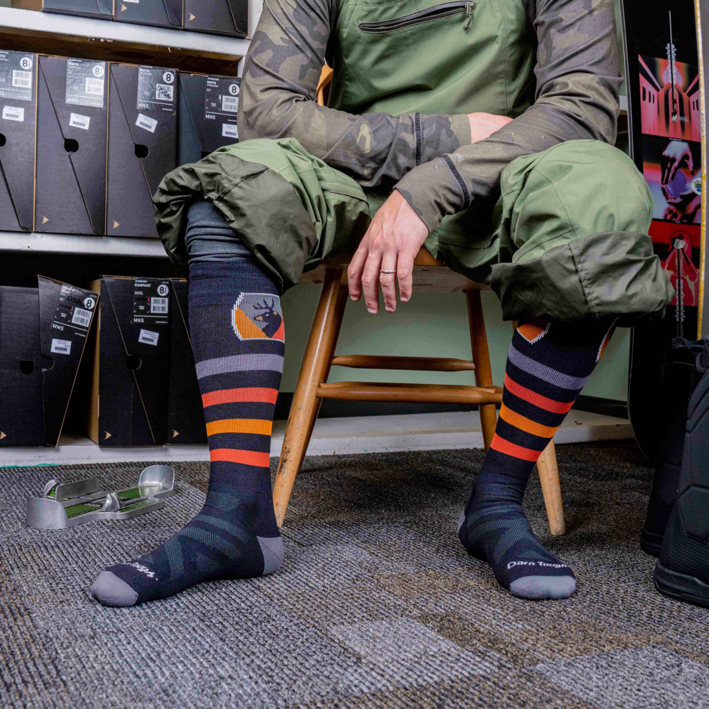 Men's Beer Badge Over-the-Calf Midweight Ski & Snowboard Socks - Image 2