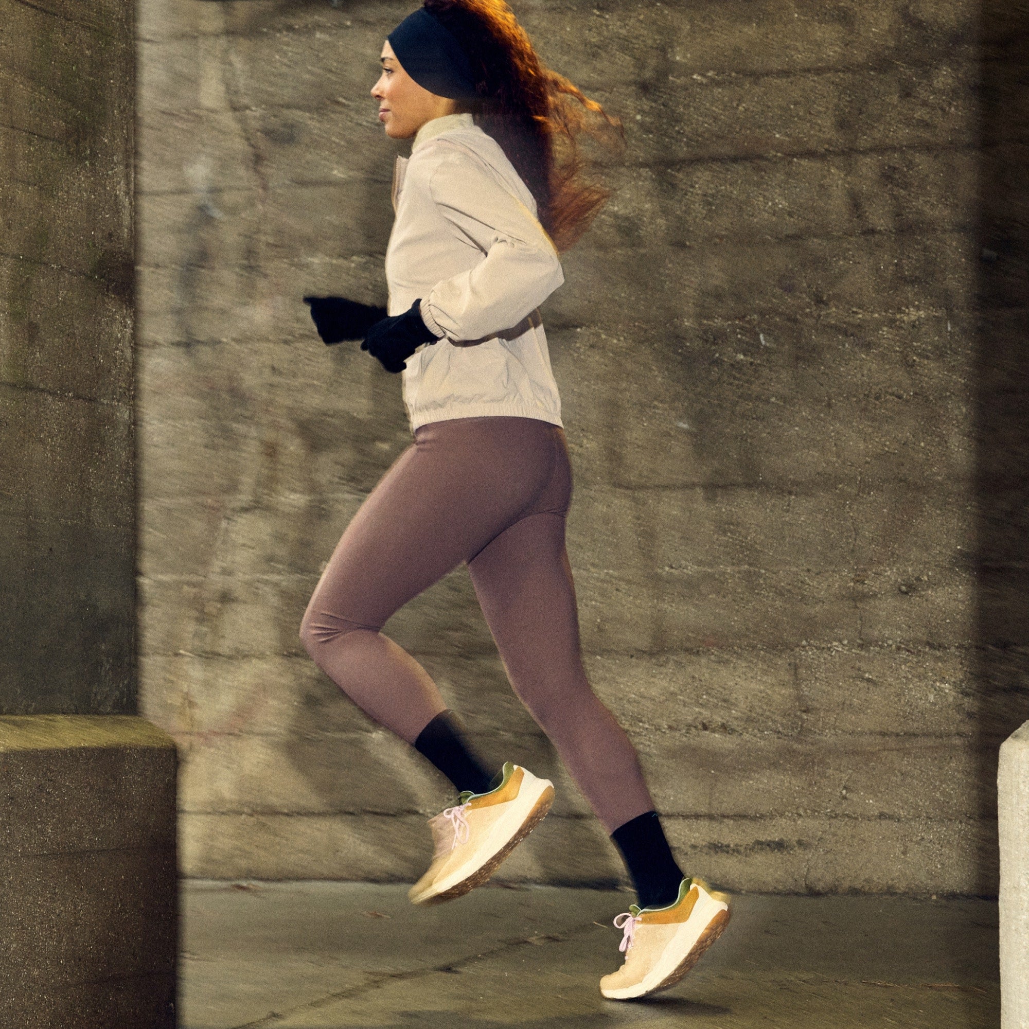 Women's Micro Crew Cushioned Ultra-Lightweight Running Socks - Image 4