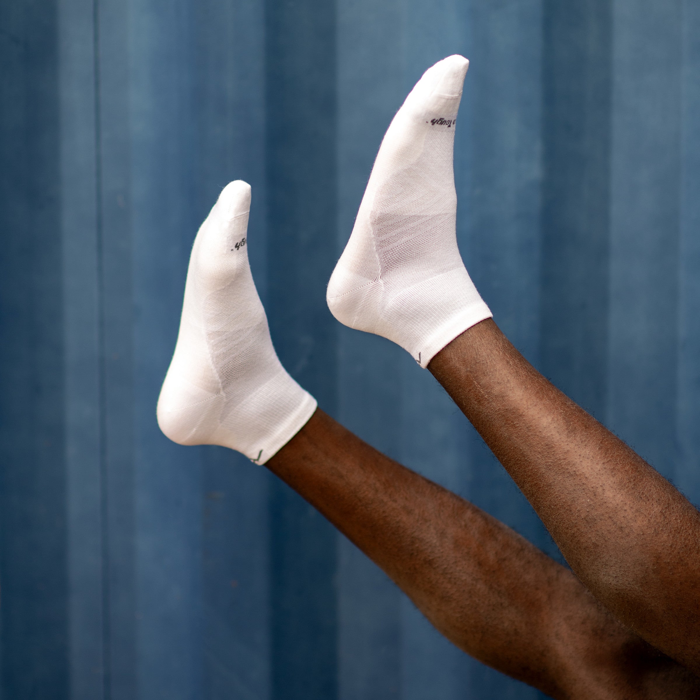 Men's Run Quarter Ultra-Lightweight Running Socks - Image 4